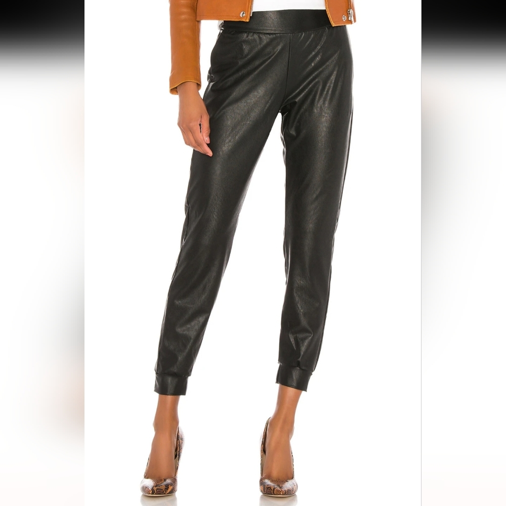 Commando faux leather jogger pant with pockets szM